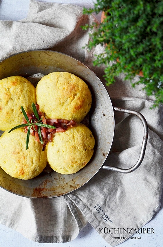 Gebackene Grammelknödel mit Sauerkraut 1_Kategorie